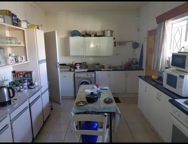 4 BEDROOM HOUSE FOR SALE IN EASTLEIGH